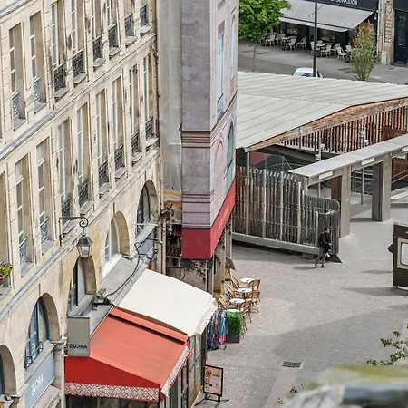 Bnbnook - Chic - Steps From Les Halles & The Louvre *