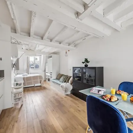 Apartamento Bnbnook - Chic - Steps From Les Halles & The Louvre Paris